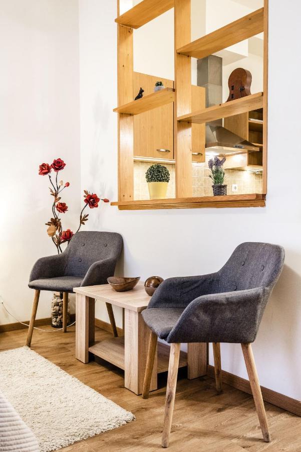 Ferienwohnung Downtown Charm With Balcony And Garden View Budapest Exterior foto