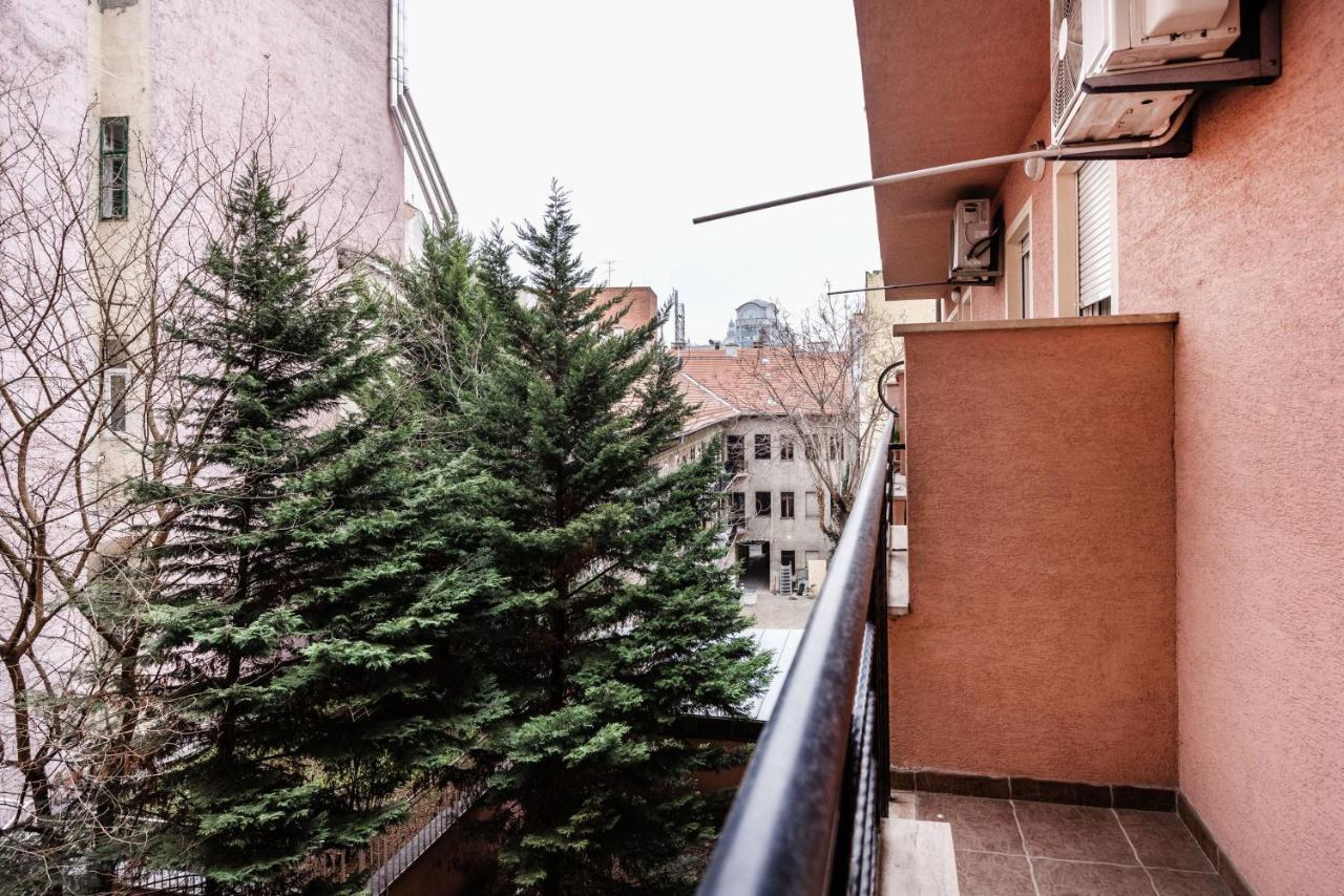 Ferienwohnung Downtown Charm With Balcony And Garden View Budapest Exterior foto